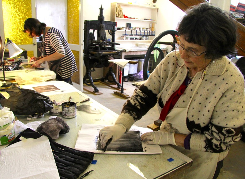 Etching during an open access session